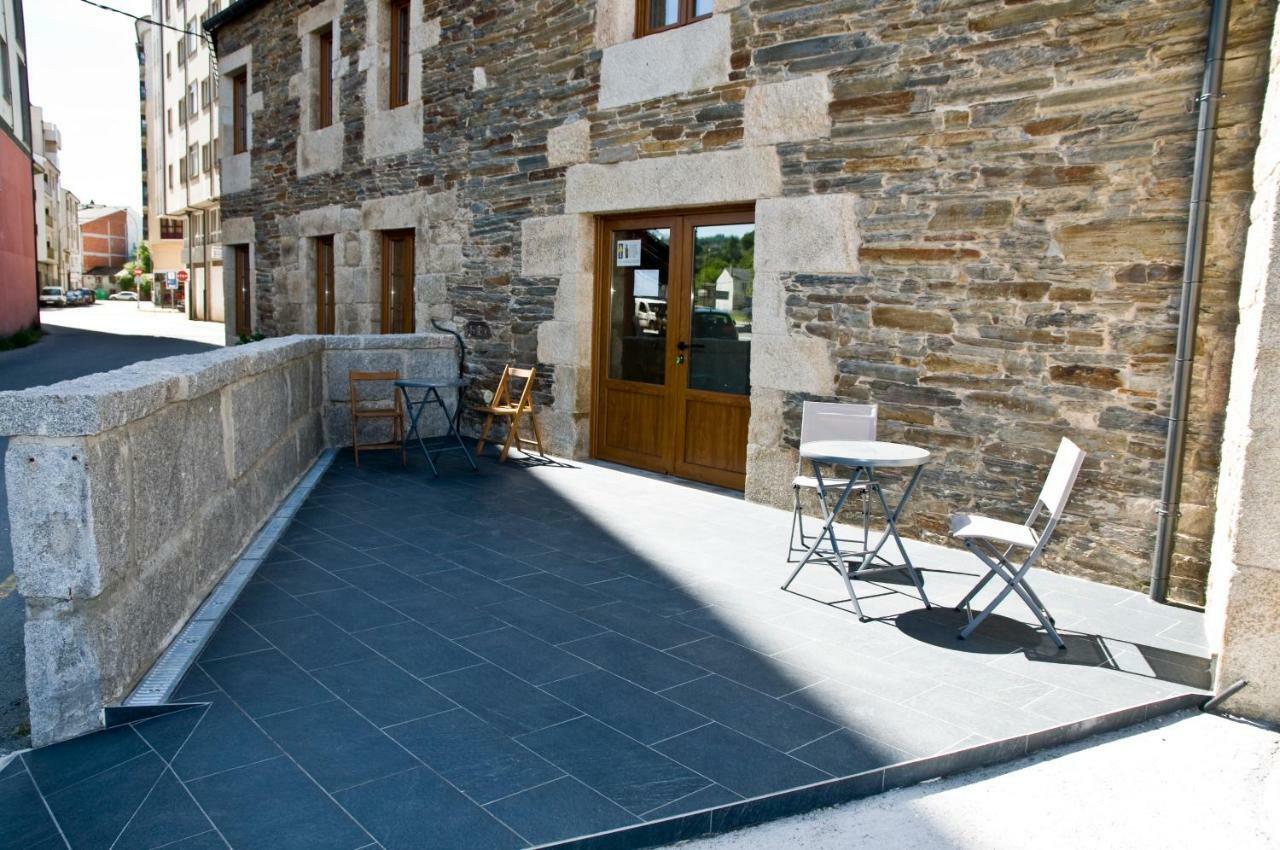 Pension Serrano Sarria Kültér fotó